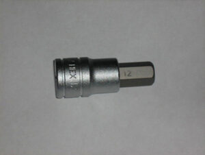 v02_0A270C6893DF7492B21F3648B193B221.jpg 12MM UNBRAKO FOR INNV.SEKSKANTHULL MED 1/2" FESTE - TENG TOOLS