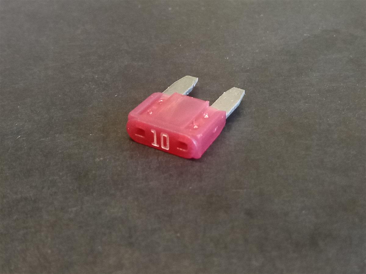 STIKKSIKRING FLAT MINI RØD - 10A - Bilde 1