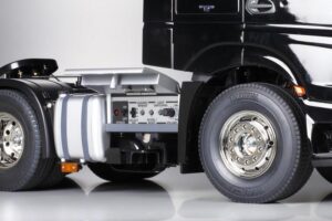 ACTROS 3363 GIGASPACE TAMIYA