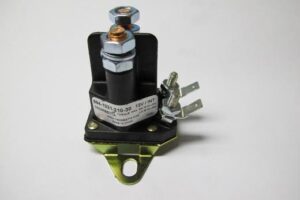 STARTRELE SOLENOID B&S 435-435 2-POLIG 18736111/0