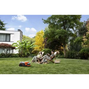 v02_1C105EE69E5AAE3912953F9B70B30A5A-1.jpg SEGWAY NAVIMOW H-SERIE H215E ROBOTGRESSKLIPPER – OPPTIL 1 500 M2