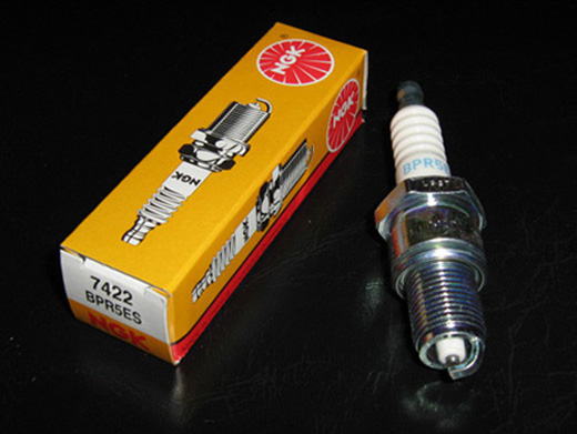 BPR 5ES NGK PLUGG 7422