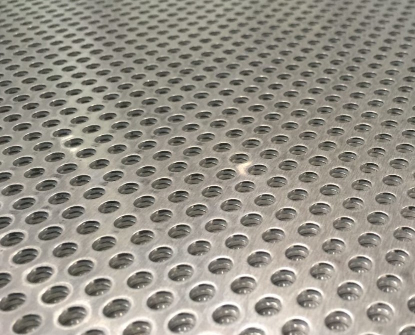 PERFORERT PLATE 1000X2000X1,5 S235JR - PRIS/M