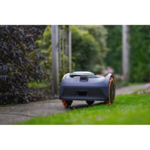 v02_47790120B60FCC45C49A5590FBDC4706-3.jpg SEGWAY NAVIMOW - i108E