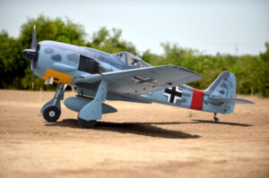 v02_486BE200095269D176F0C0D45654CBF4-1.jpg BLACK HORSE FOCKE-WULF FW 190A 120CC ARF