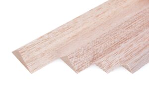 BALSA TREKANTLIST 20X20MM 1M. KAVAN