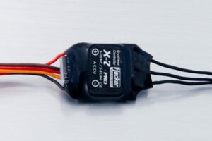 v02_59C2F11C3A0A13233E6008411C5AECCF.jpg HACKER X-7-PRO BL SPEED CONTR. W/BEC