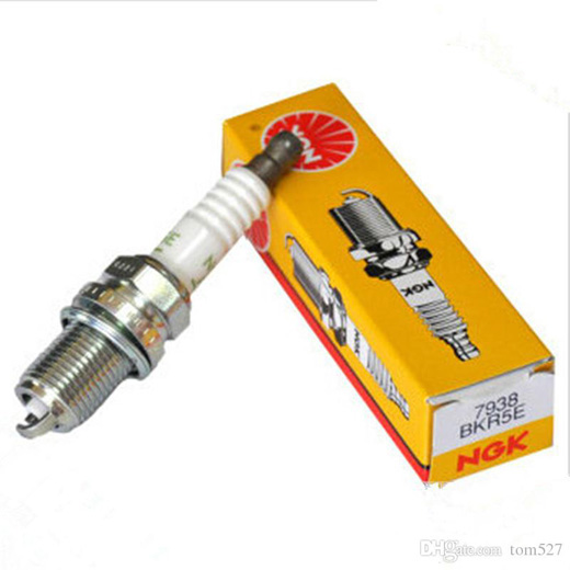 TENNPLUGG NGK ( QC12YC  BKR5ES  ) 7938