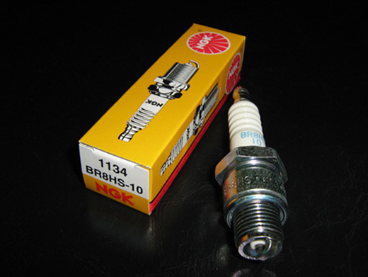 BR8HS-10 1134 NKG PLUGG