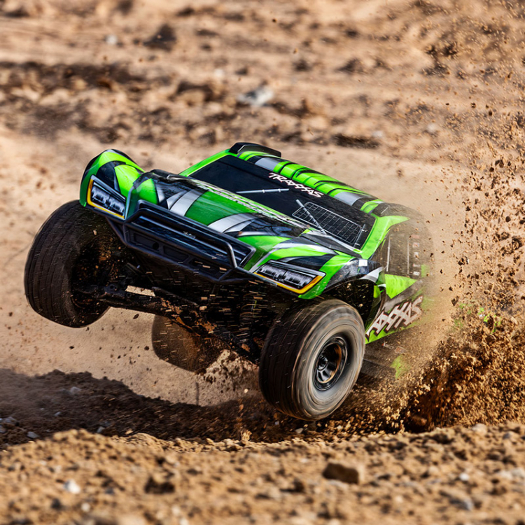 MAXX SLASH 6S SHORT COURSE GREEN- TRAXXAS