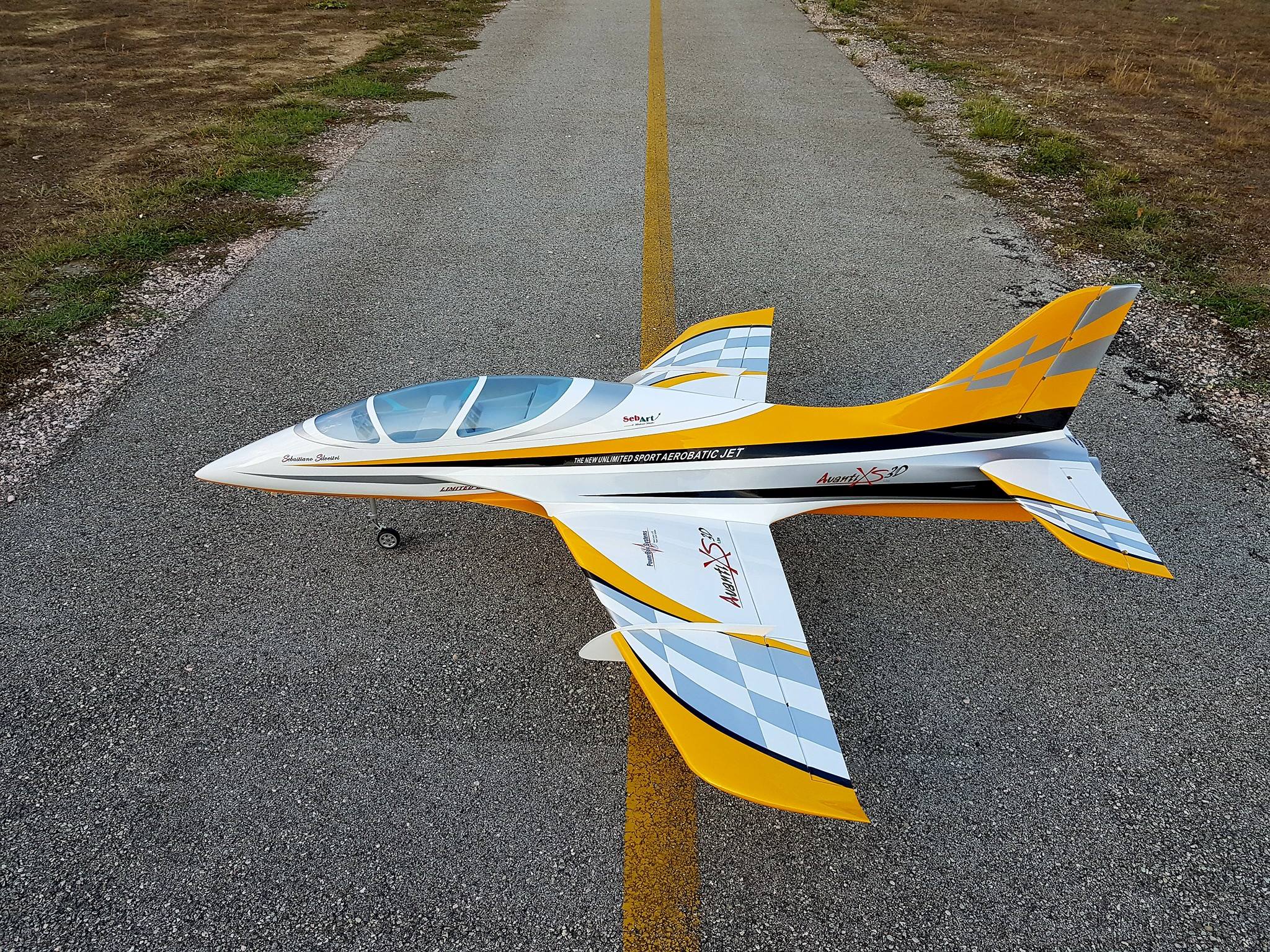 SEBART AVANTI XS 1,9M WITHE/YELLOW W/LANDING GEAR - Bilde 1