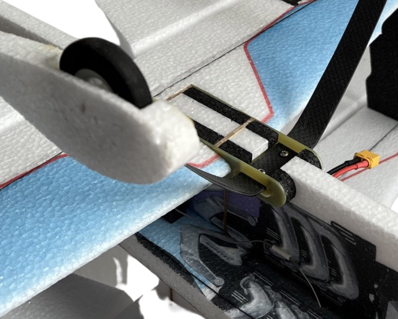 CRACK PITTS XL YELLOW RC-FACTORY - Bilde 3