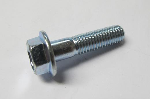 BOLT 10X40 RIDER KNIVER OG KLIPPEPANNE