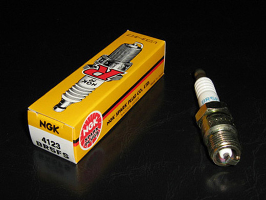 BR5FS NGK PLUGG