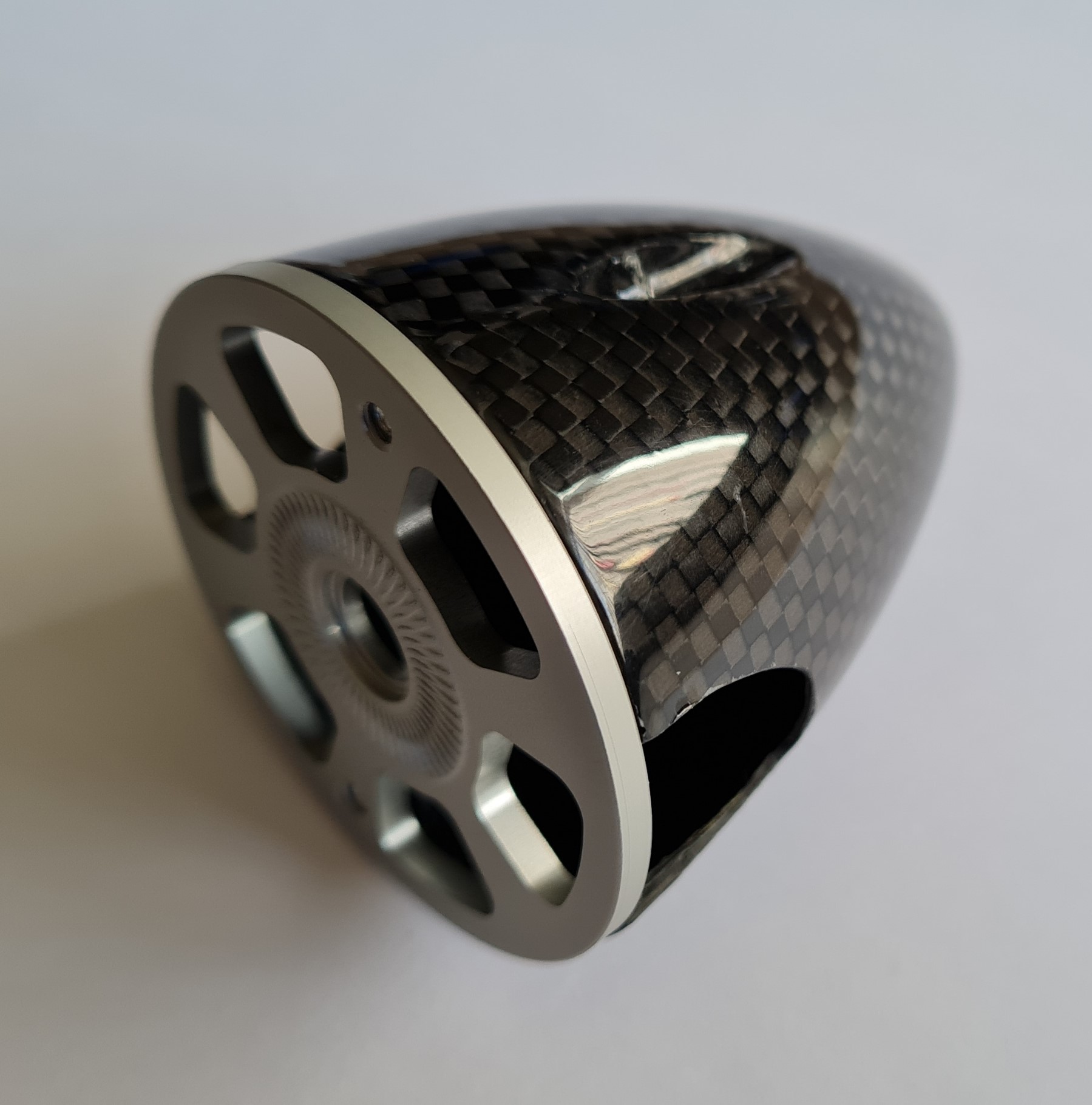 CARBON SPINNER 2" - ALU BACKPLATE - Bilde 2