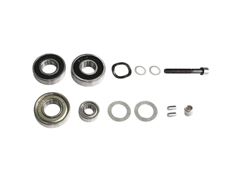 TRANSMISSION BEARING SET
