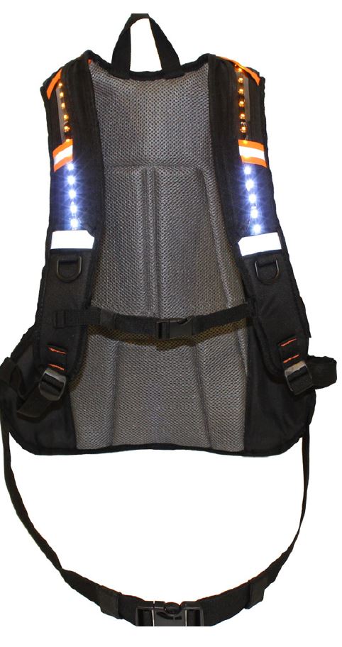 RYGGSEKK FIREFLY 10L VANNAVV. M/LED LYS FORAN,SIDE OG BAK