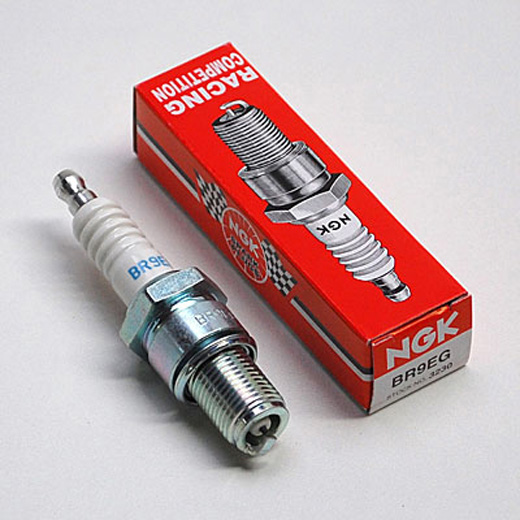 BR 9EG NKG PLUGG 3230