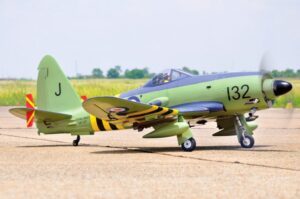 v02_D09526CB7B48172530FB321DF3069B8B.jpg BLACK HORSE WESTLAND WYVERN S4 20CC ARF