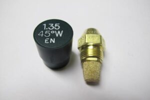 v02_D8A07CE4A0A370796289E6EC0CDA285E.jpg DIESELDYSE 1,35G 60 KÄRCHER