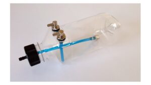 v02_E1CAFD5CDE8486349596E6729AE78D0A.jpg FUELTANKE TRANSPARENT 410ML - 30-50CC MODELLER