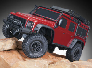 LAND ROVER DEFENDER SCALE & TRAIL 4WD RØD- TRAXXAS (TRX82256-4-RED)